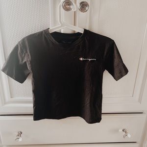 CROPPED CHAMPION TEE